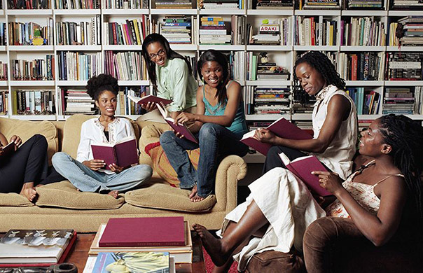 https://icitoyennes.org/site/wp-content/uploads/2024/09/Book-Clubs-1.jpg