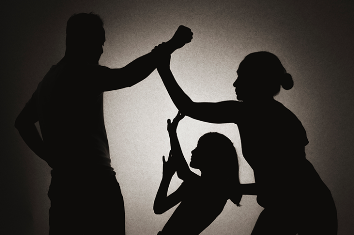 https://icitoyennes.org/site/wp-content/uploads/2024/09/Ouverture_site-femme-battu-7a379hepeeg5r8no97b701o1rvwcq094tt4c9qo2e0c.png